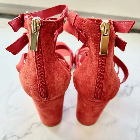 Bleecker & Bond Mindy Heels Womens Size 8 Cage Chunky Sandals Red Suede Strappy - Picture 4 of 12